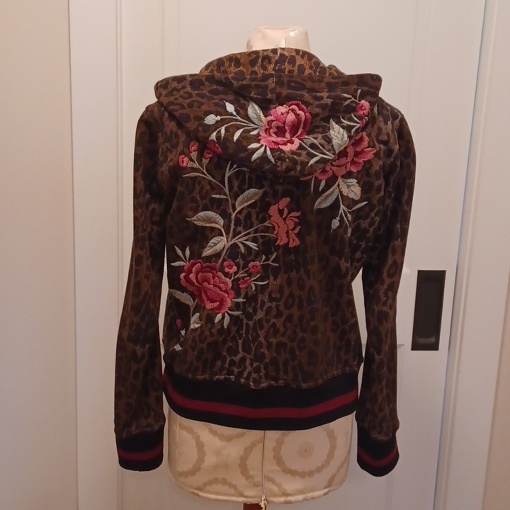 Johnny Was zip-up, Oversized Embroidered Hoodie. 100% cotton. - Picture 2 of 12